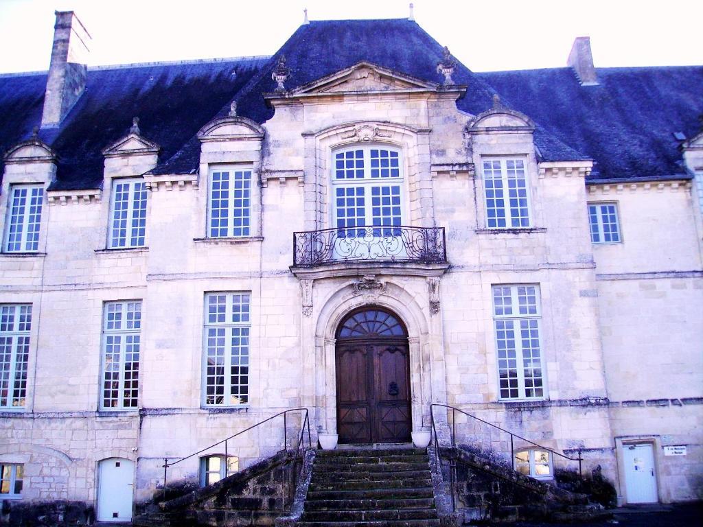 Saint-Jean-dʼAngély Abbaye Royale酒店 外观 照片